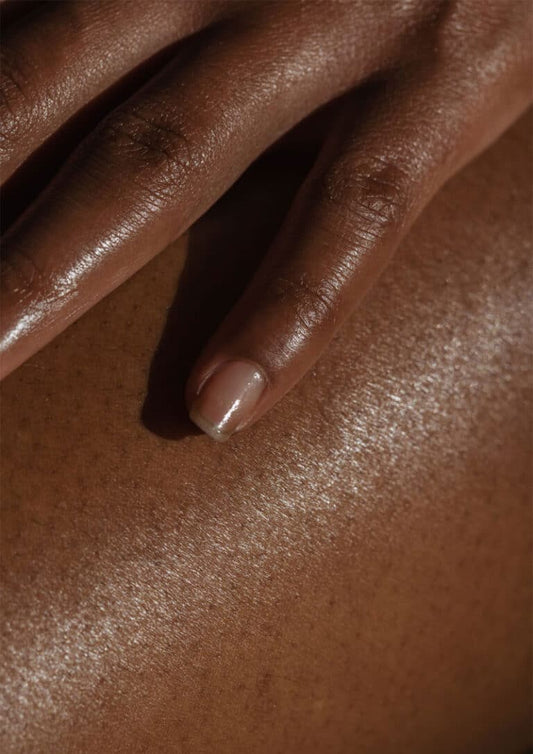 Skin closeup illustrating OVE Mini LED therapy for full-body skin treatment