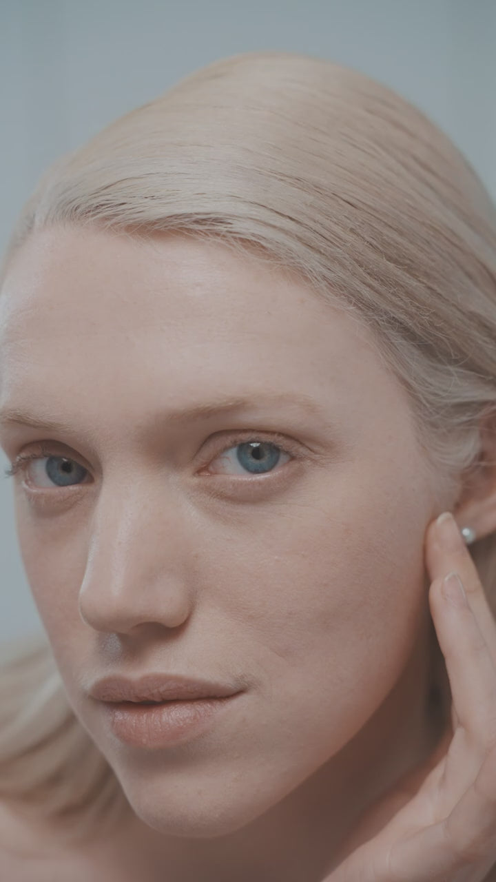 OVE MASK Lucibel.le Paris Middle East - Product Use Video